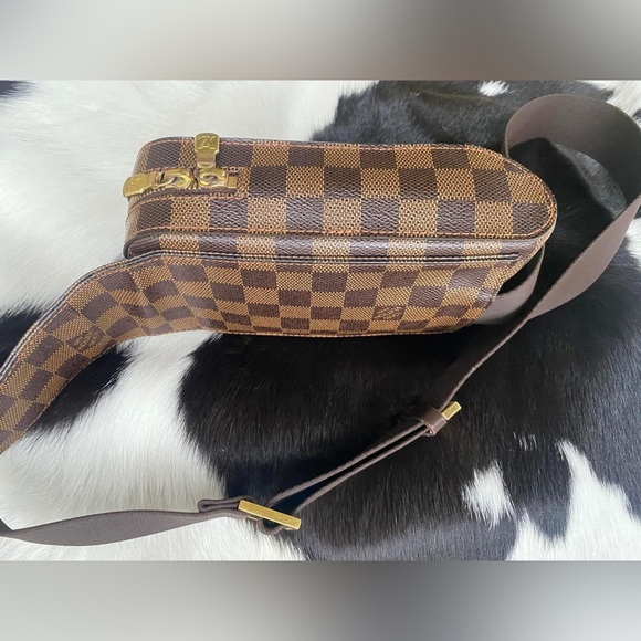 Louis Vuitton Geronimo bumbag - Picture 5 of 14